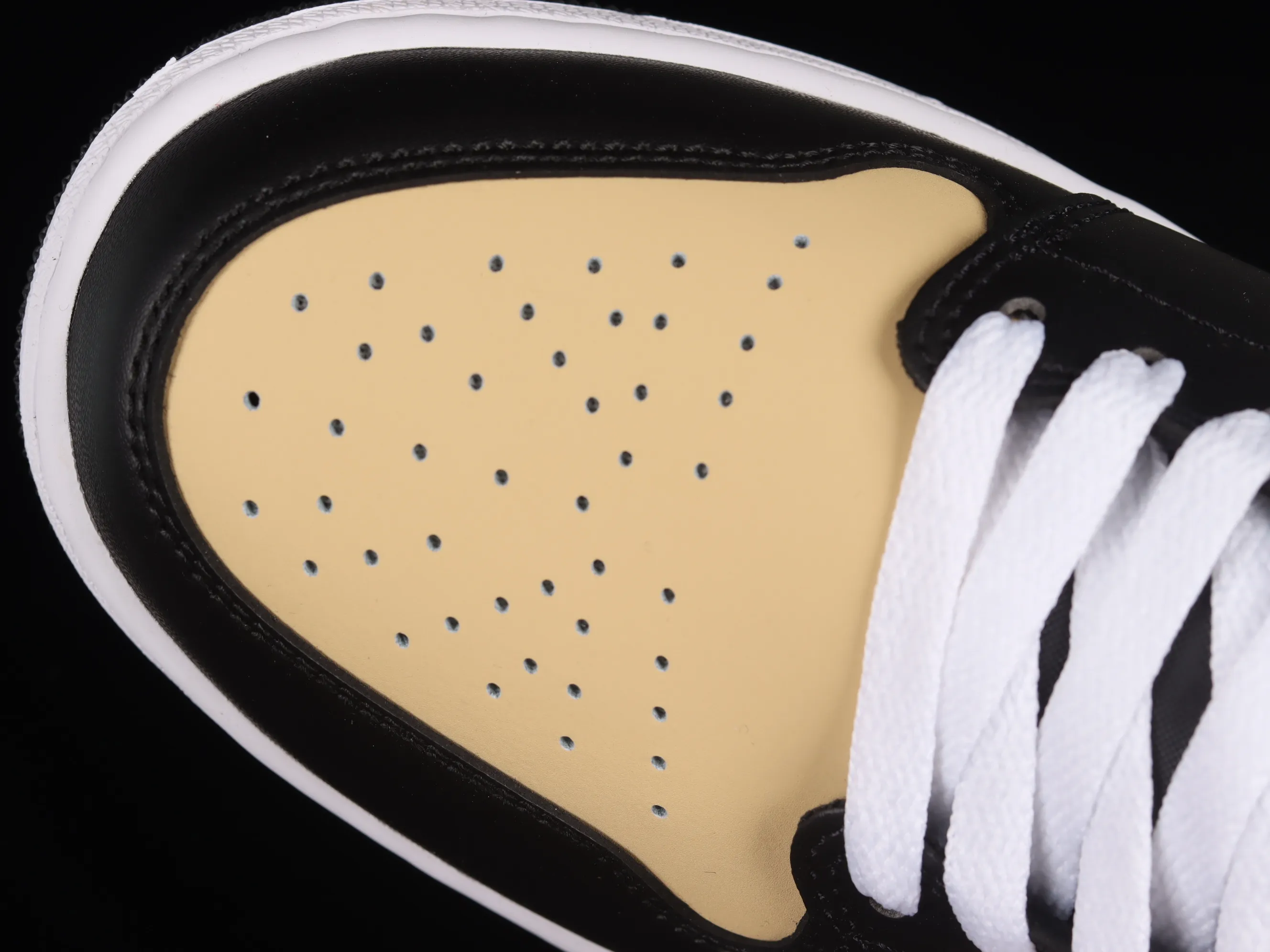 All categories Air Jordan Jordan series basketball shoes Air Jordan 1 Mid G version pure original Air Jordan 1 Mid "Tartan Swoosh" AJ1 Joe 1 plaid skirt black brown red Zhongbang basketball shoes DZ5329-001